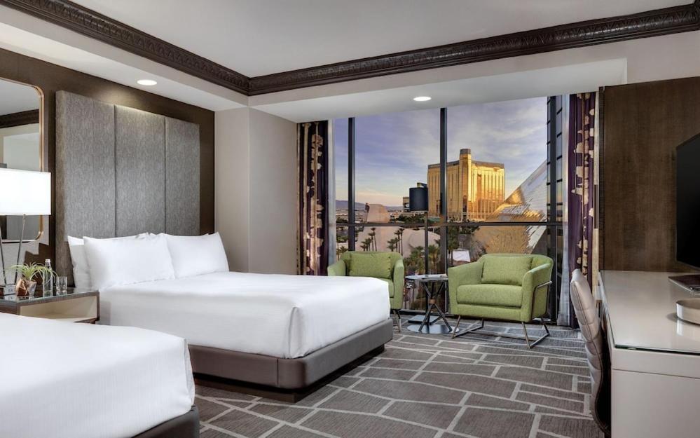 Luxor Hotel & Casino By Suiteness Las Vegas Esterno foto