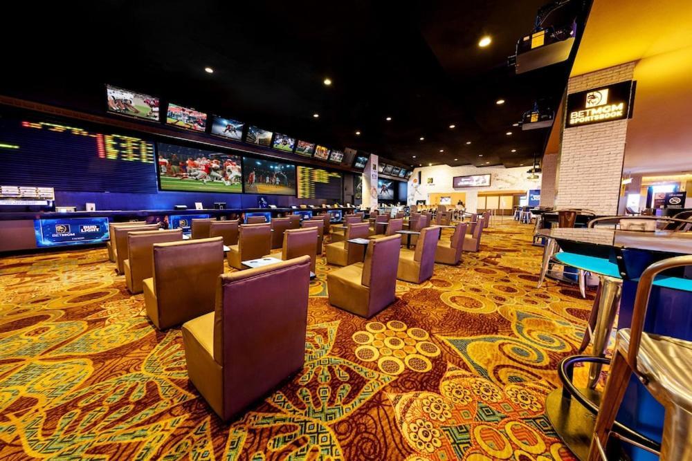 Luxor Hotel & Casino By Suiteness Las Vegas Esterno foto