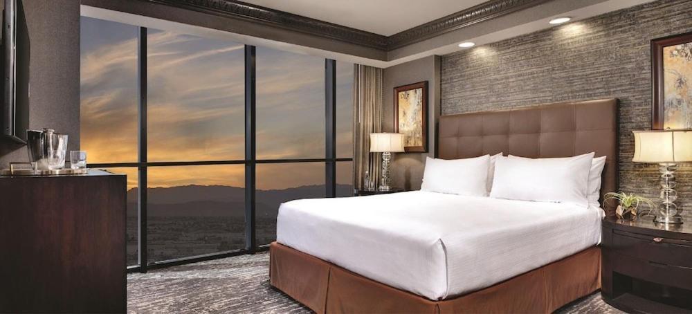 Luxor Hotel & Casino By Suiteness Las Vegas Esterno foto